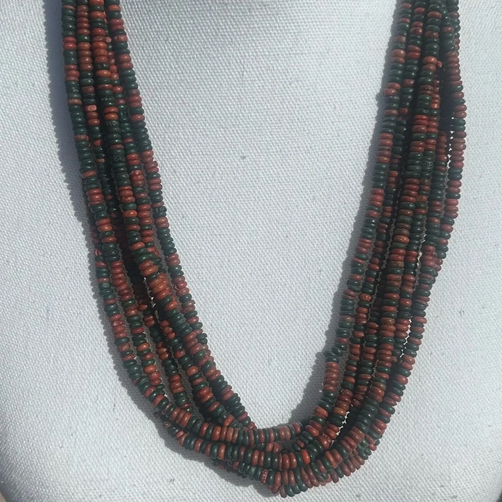 Vintage Ethnic Style Red and Green Multi-Strand Beaded Necklace - Picture 7 of 7